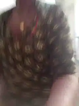 Snapshot of aunty_sumy chatting on 10.18.25 aunty sumy online show from 10.18.25