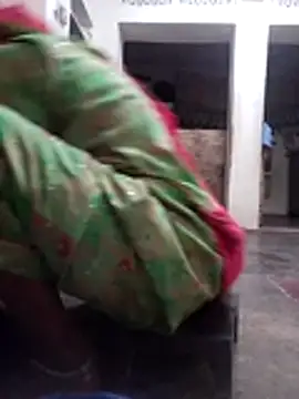 Snapshot of aunty_sumy chatting on 10.26.25 aunty sumy online show from 10.26.25