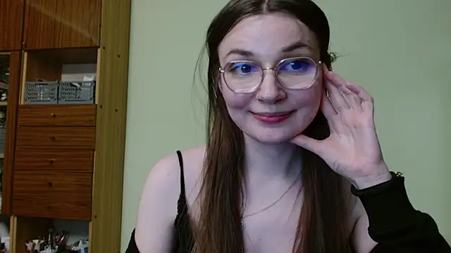 LooveELLYx online show from 03.09.25