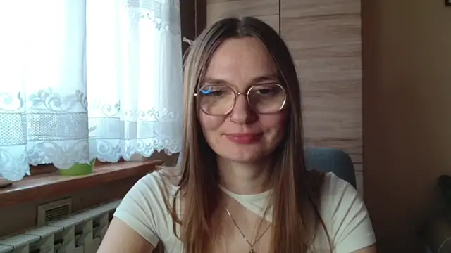 LooveELLYx online show from 10.30.25