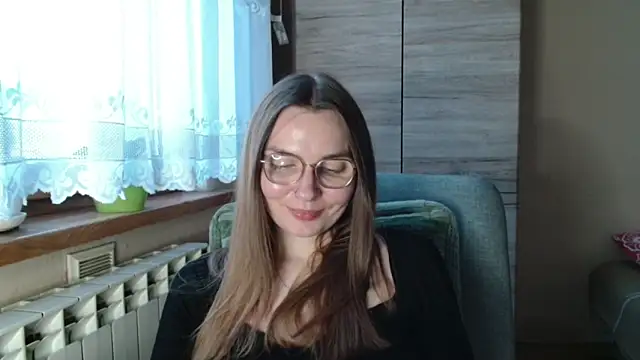 LooveELLYx online show from 11.26.25