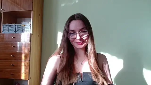 LooveELLYx online show from 03.03.26