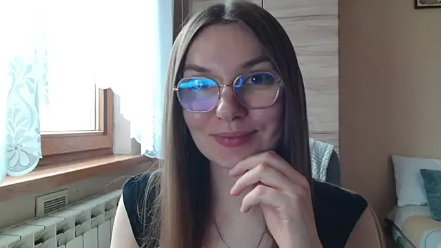 Snapshot of LooveELLYx chatting on 07.04.26 LooveELLYx online show from 07.04.26