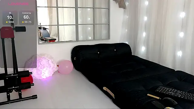 SarahRaynex online show from 05.08.26