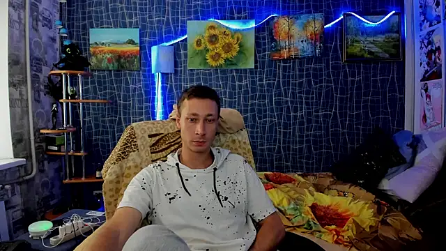 CuteBoy228 online show from 11.18.25