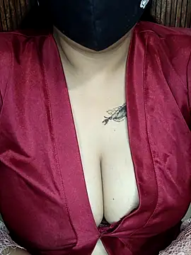 Snapshot of sapna_2121 chatting on 10.05.25 sapna 2121 online show from 10.05.25