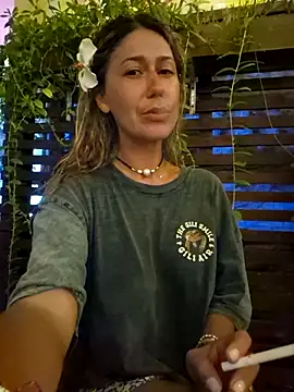 CelynaRoss online show from 02.18.26