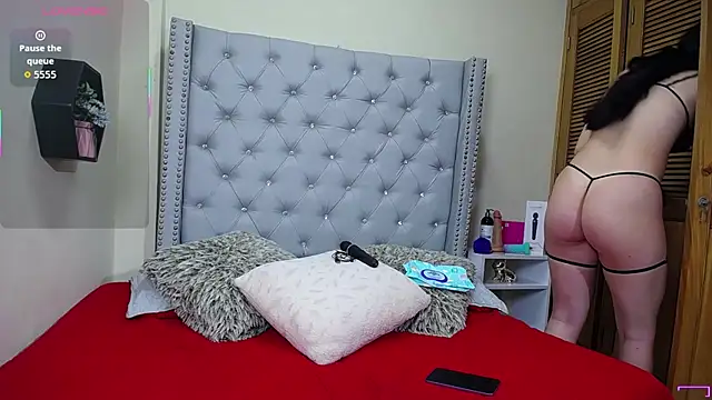 nasha jones online show from 10.08.25