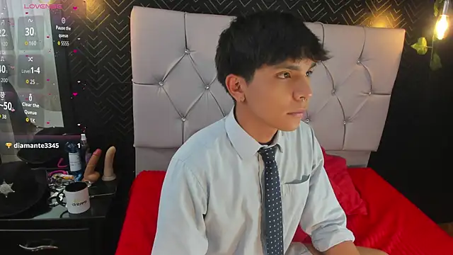 Thiago Kozak online show from 11.04.25