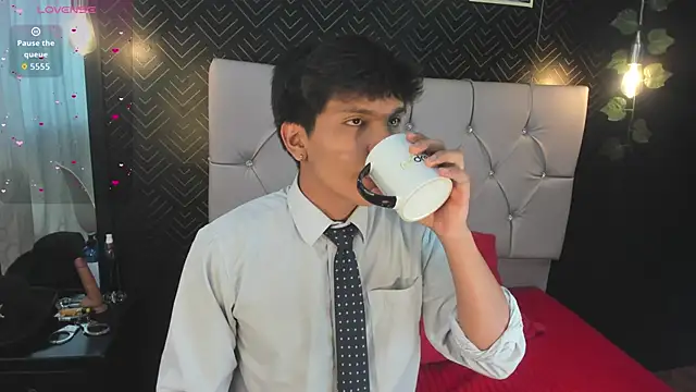 Thiago Kozak online show from 11.12.25