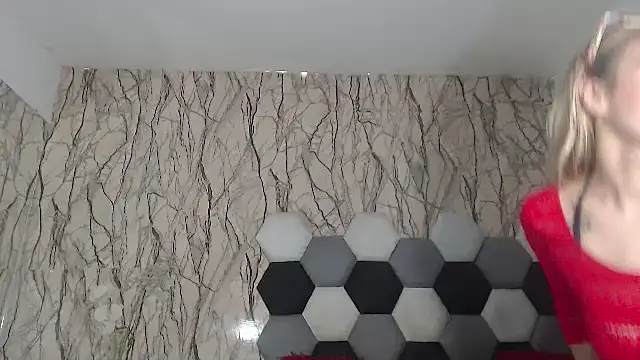 Snapshot of AntonellaBlanc chatting on 10.01.25 AntonellaBlanc online show from 10.01.25