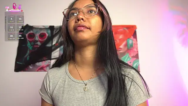 Snapshot of pocahotass_11 chatting on 10.31.25 pocahotass 11 online show from 10.31.25