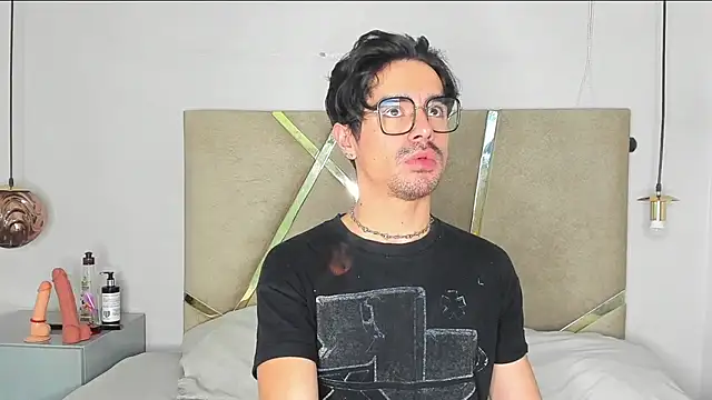 BryCams3 online show from 09.24.25