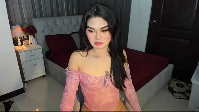 Iamyourbabyalicia online show from 09.24.25