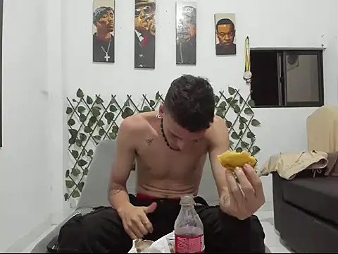 Latins Boss online show from 04.03.26