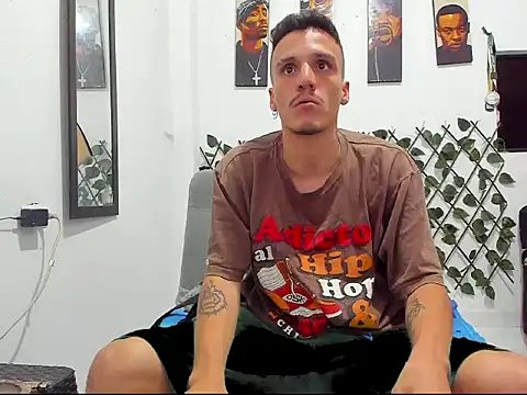 Snapshot of Latins_Boss chatting on 07.28.26 Latins Boss online show from 07.28.26