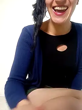 Oriana111 online show from 11.17.25