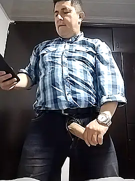 BigCristh79 online show from 10.06.25