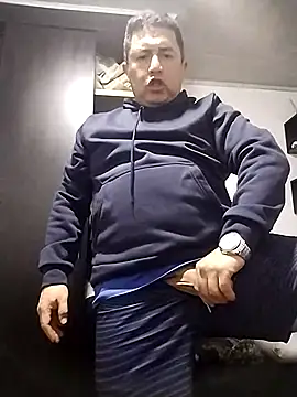 BigCristh79 online show from 11.20.25