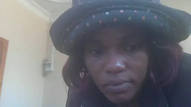 sexythae32 online show from 11.12.25