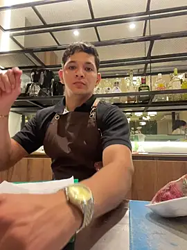 Snapshot of RobinLenoxx chatting on 10.29.25 RobinLenoxx online show from 10.29.25