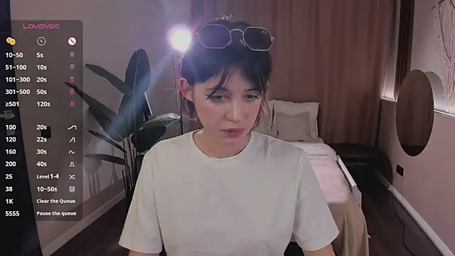 chloe dreammm online show from 02.10.26