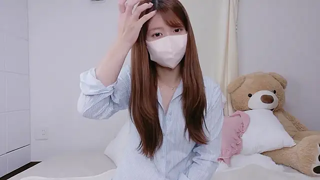 Sakura 087 online show from 09.26.25