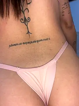 Snapshot of Casalmasc chatting on 09.16.25 Casalmasc online show from 09.16.25