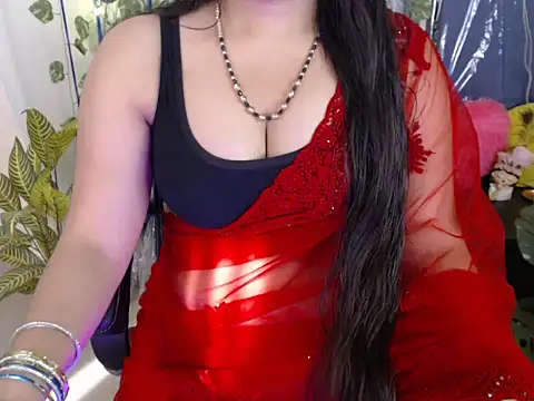 Snapshot of anika_bold chatting on 10.25.25 anika bold online show from 10.25.25