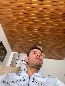 Snapshot of Michaell_Spinelly chatting on 10.17.25 Michaell Spinelly online show from 10.17.25