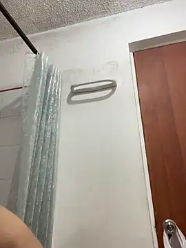 Snapshot of Michaell_Spinelly chatting on 10.30.25 Michaell Spinelly online show from 10.30.25