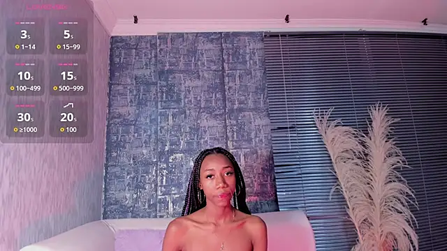 NathalyLeen online show from 10.11.25