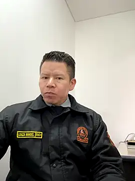 Snapshot of Manu0586 chatting on 10.02.25 Manu0586 online show from 10.02.25