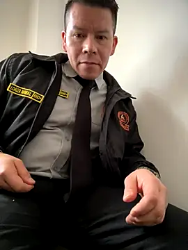 Snapshot of Manu0586 chatting on 10.14.25 Manu0586 online show from 10.14.25