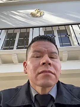 Snapshot of Manu0586 chatting on 11.07.25 Manu0586 online show from 11.07.25