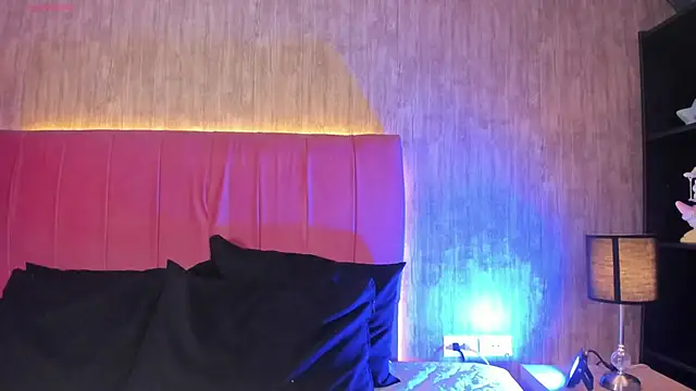 Kendra kobein online show from 02.14.26