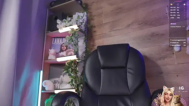 Snapshot of Miila_snow chatting on 07.28.26 Miila snow online show from 07.28.26