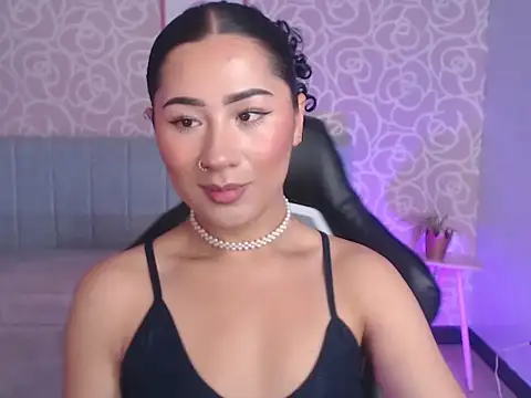 evelyn ch  online show from 09.19.25