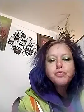 anonymity awaitsxh online show from 11.12.25