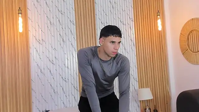 thomas walker0 online show from 09.16.25