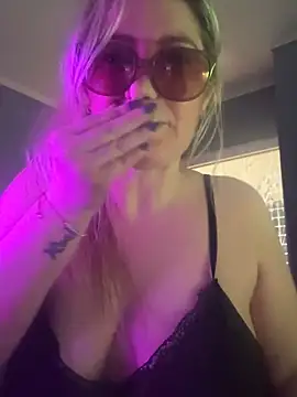 Granlady7 online show from 12.15.25