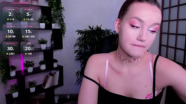 Snapshot of Ida_FaneStain chatting on 02.14.26 Ida FaneStain online show from 02.14.26