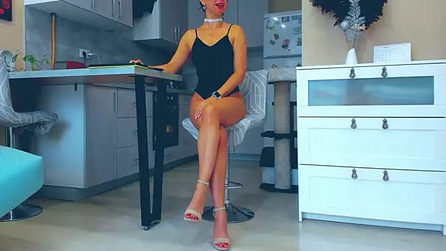 MadinaBrown online show from 10.21.25