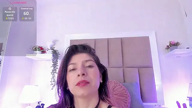 Alisson Owen online show from 10.01.25