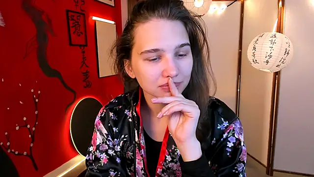 TessaMill online show from 09.14.25