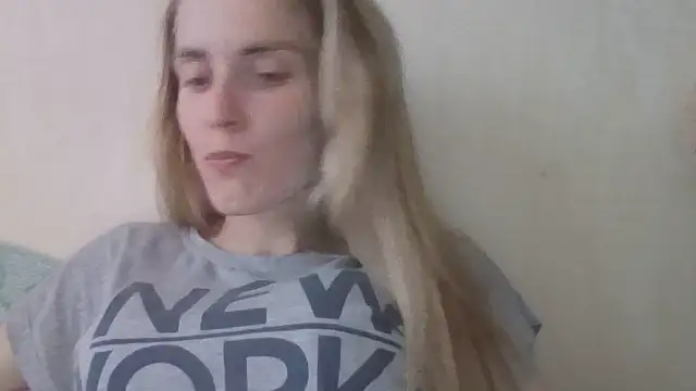 Snapshot of JayeTyler chatting on 06.17.26 JayeTyler online show from 06.17.26
