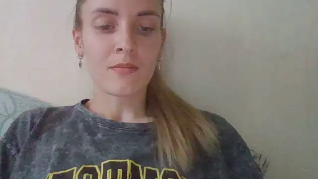 Snapshot of JayeTyler chatting on 06.19.26 JayeTyler online show from 06.19.26