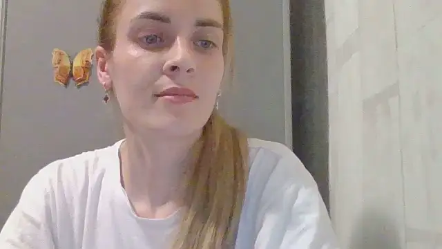 Snapshot of JayeTyler chatting on 06.23.26 JayeTyler online show from 06.23.26
