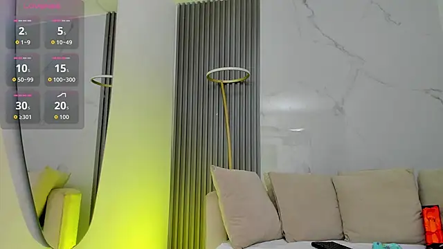 Snapshot of kiaratentation chatting on 10.25.25 kiaratentation online show from 10.25.25