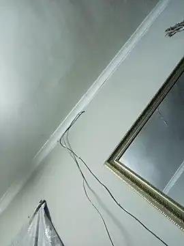 Snapshot of ShySexyBaddiexx chatting on 10.24.25 ShySexyBaddiexx online show from 10.24.25